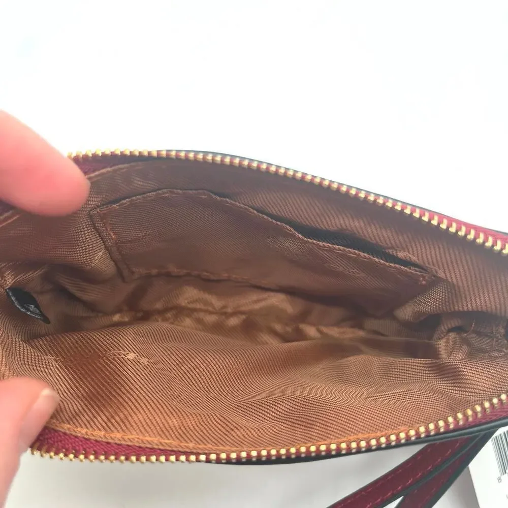 COACH NWT Signature Leather Strawberry Corner Zip Wristlet